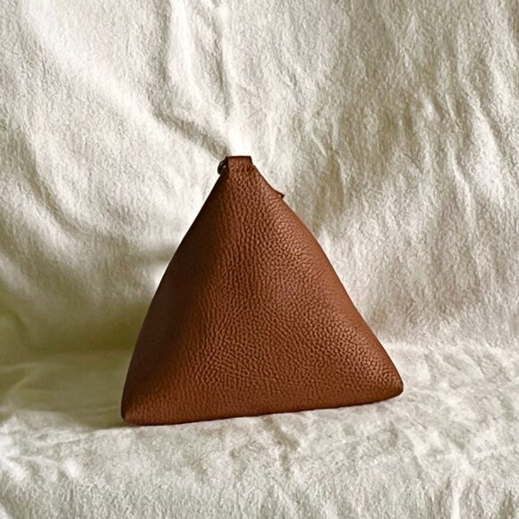 Unique Triangle-Shaped Camel Brown Leather Purse - Picture 2 of 7